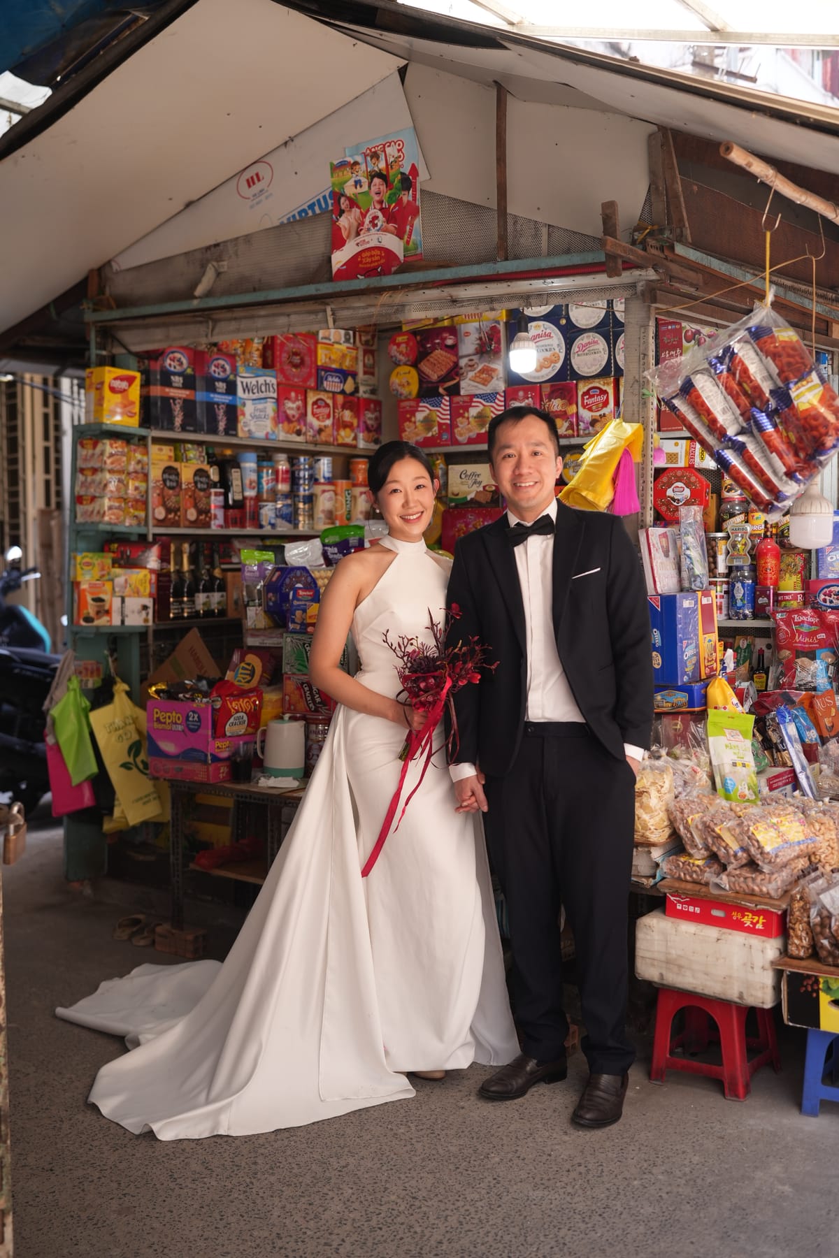 Rich and Jess at a market